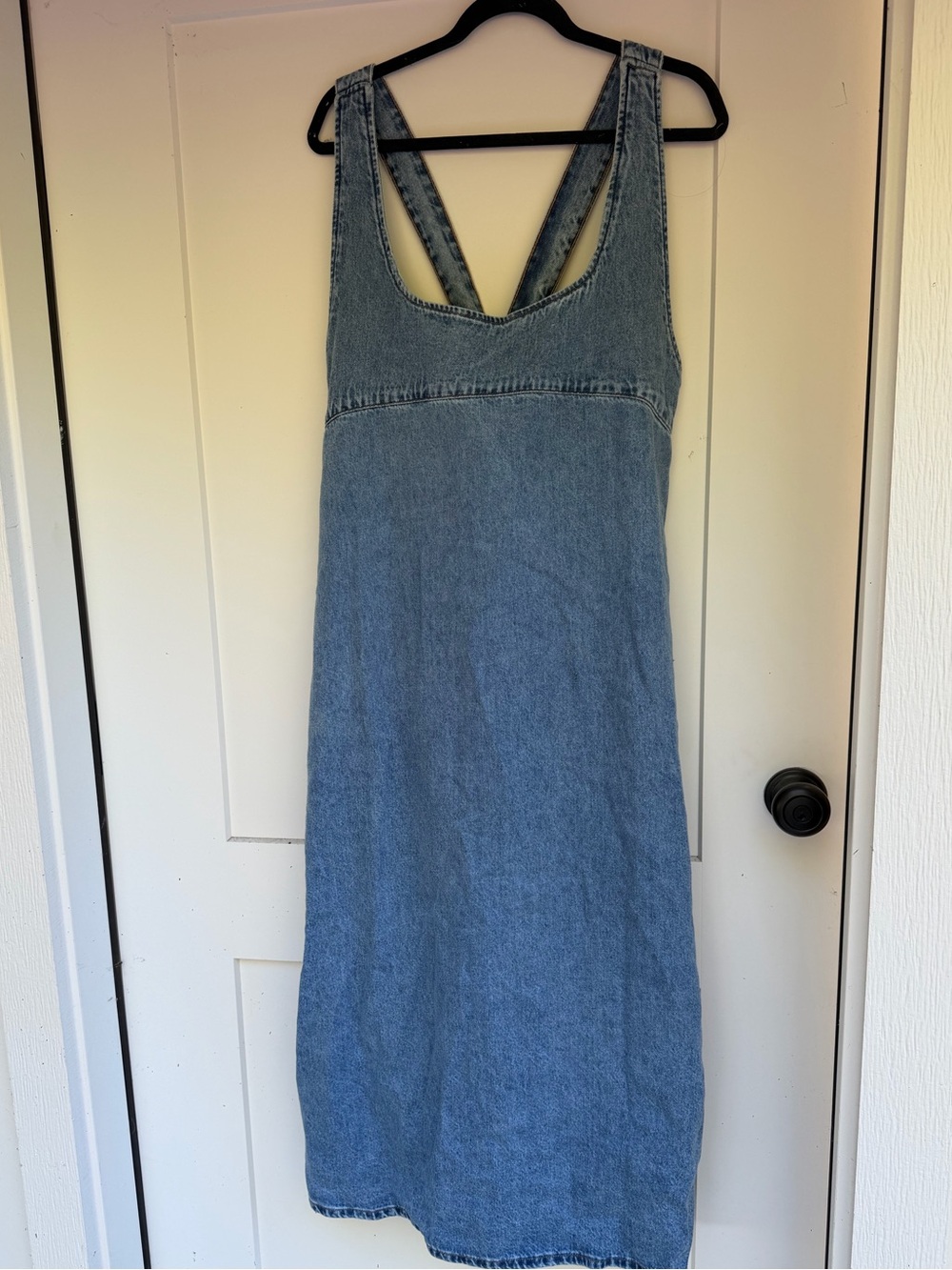 denim maxi / midi dress w cross strap back in light wash blue